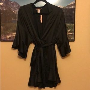 Robe Victoria’s Secrets